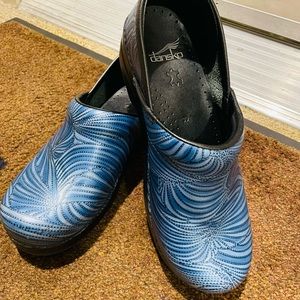 Dansko Professional (W).